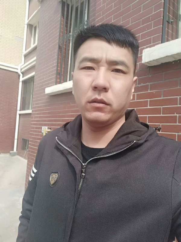 谁伴我闯荡的第一张照片--内蒙古认干亲服务网