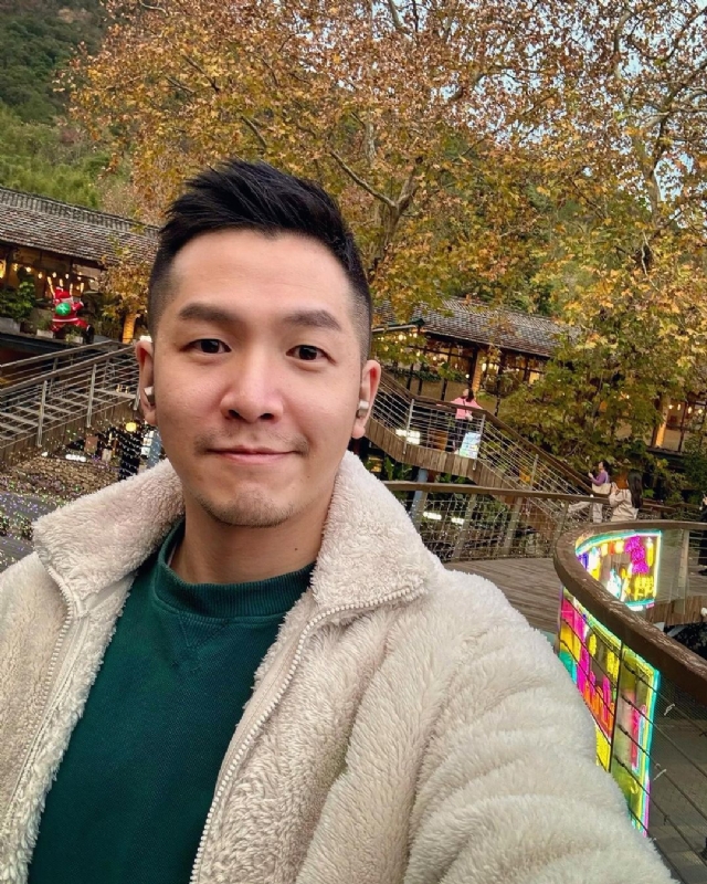 張誠健的第一张照片--内蒙古认干亲服务网